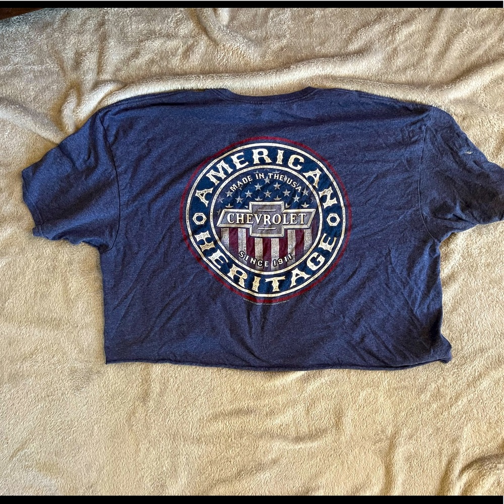 Cropped chevy shirt